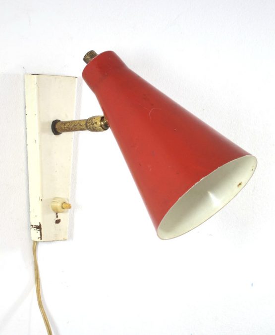 Red spot fifties adjustable lamp