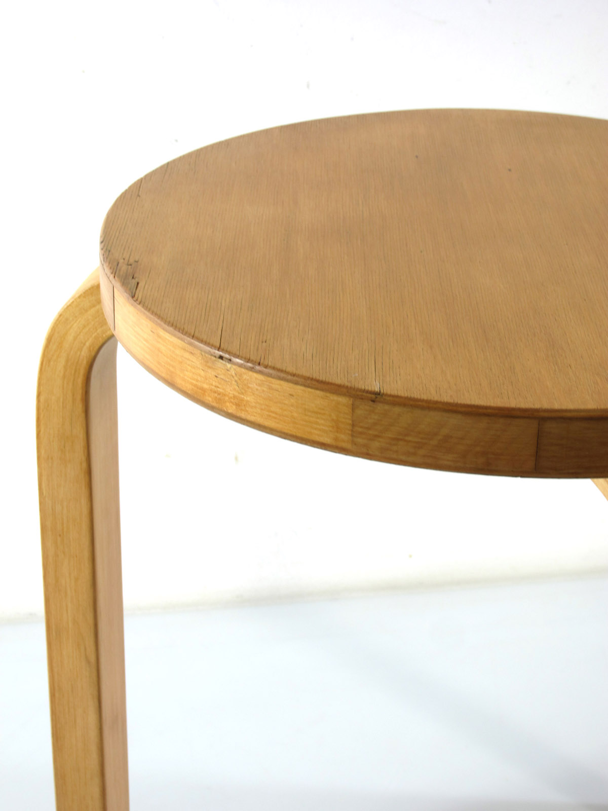Alvar Aalto vintage plywood Artek 60 stool | BDF